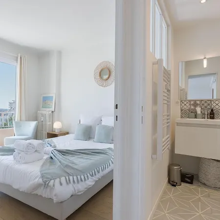 Perchoir - Balcon, Vue Sur La Ville, Palais&plages Appartamento *