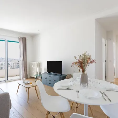 Appartement Perchoir - Balcon, Vue Sur La Ville, Palais&plages *