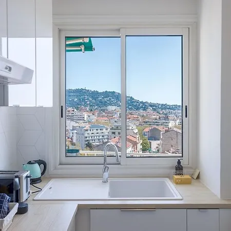 Appartement Perchoir - Balcon, Vue Sur La Ville, Palais&plages