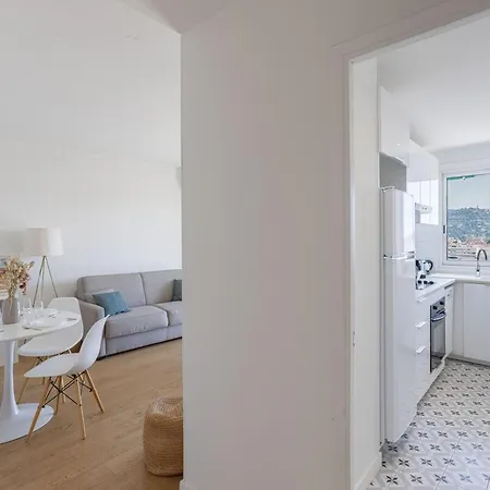 Perchoir - Balcon, Vue Sur La Ville, Palais&plages